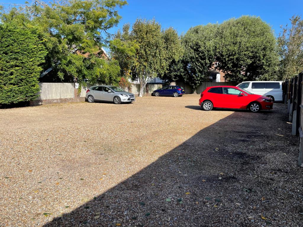 Lot: 23 - FREEHOLD GROUND RENTS -